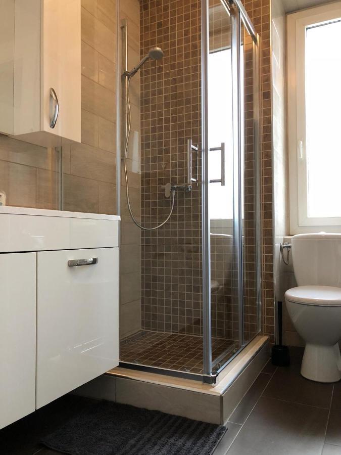 Appartement Luna Avec Parking Couvert Prive Le Locle Zewnętrze zdjęcie