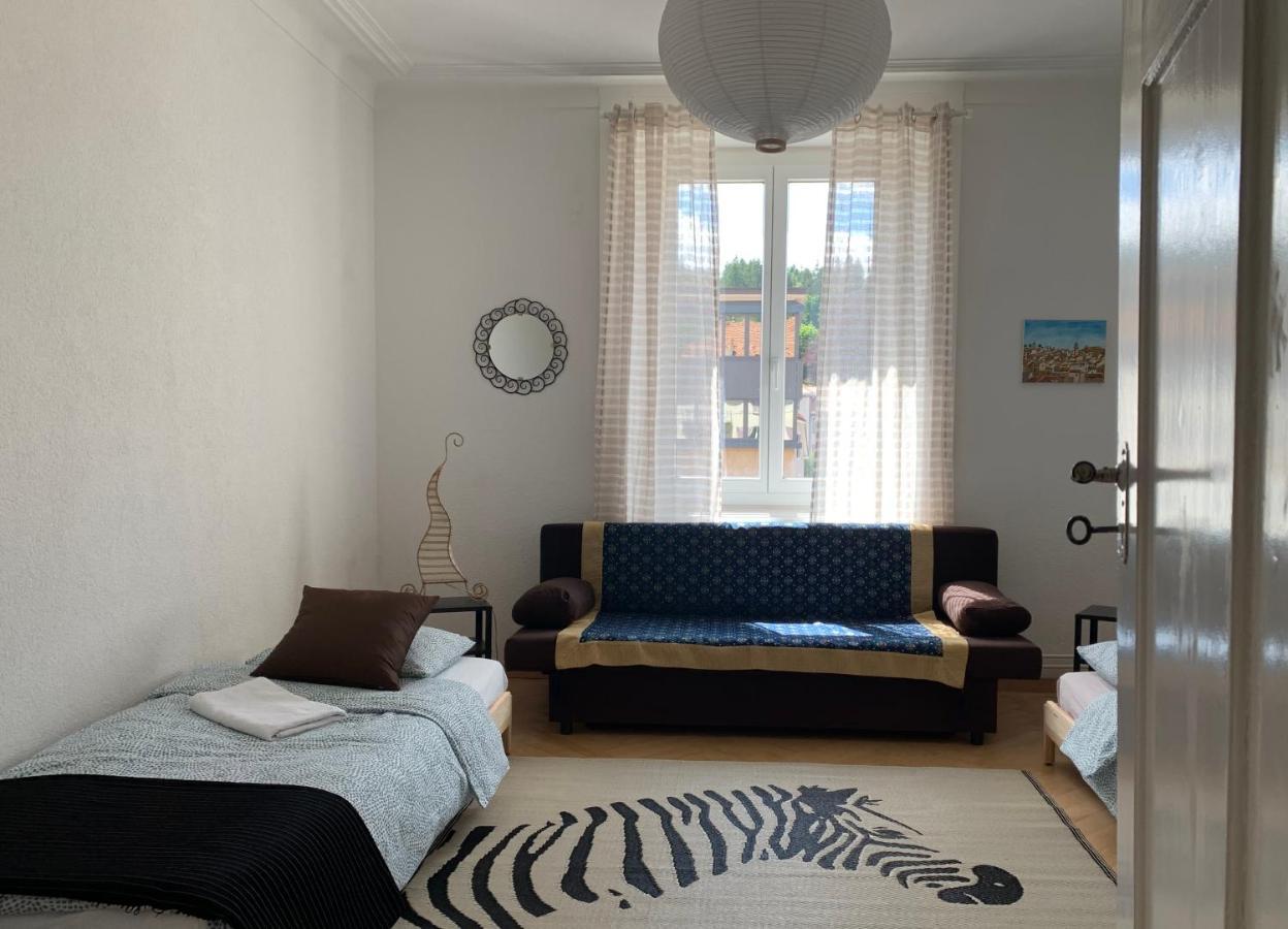 Appartement Luna Avec Parking Couvert Prive Le Locle Zewnętrze zdjęcie